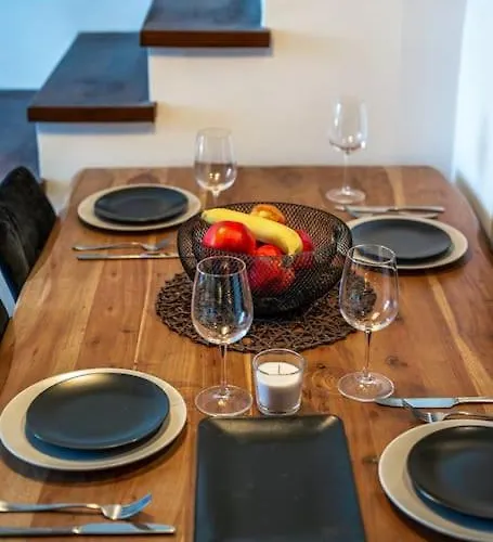 Alpin Penthouse 2 Bedroom With Fireplace And Mountain View