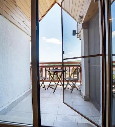 Alpin Penthouse 2 Bedroom With Fireplace And Mountain View Apartament Bansko