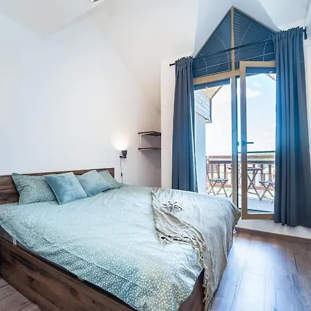 Alpin Penthouse 2 Bedroom With Fireplace And Mountain View Apartment Bansko