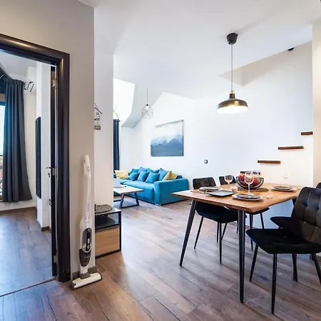 Alpin Penthouse 2 Bedroom With Fireplace And Mountain View Apartament Bansko