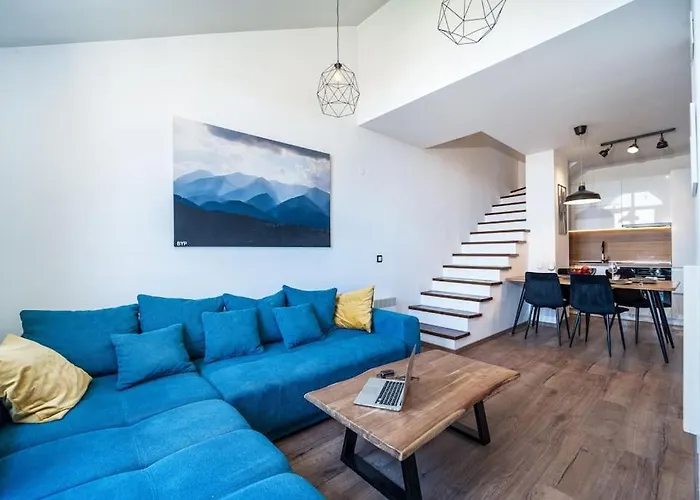 Alpin Penthouse 2 Bedroom With Fireplace And Mountain View Apartment Bansko